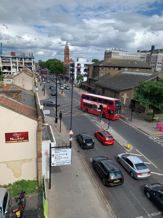 291 Barking Road Apartment London Bagian luar foto
